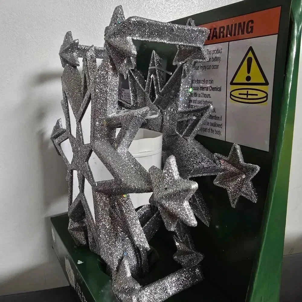 NEW! LED Projection Snowflakes Christmas Tree Topper Silver 11